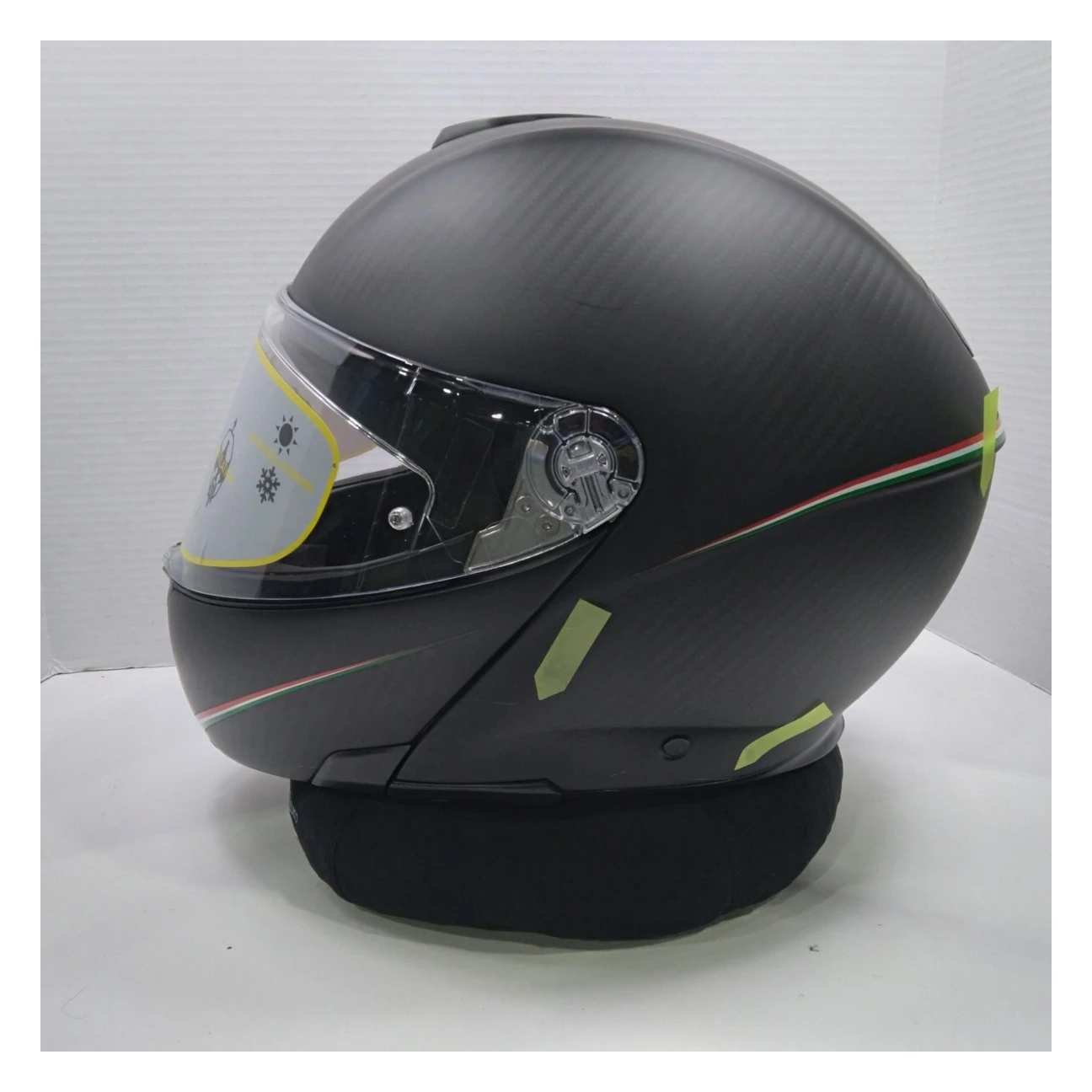 AGV Sportmodular Carbon Tricolore Helmet Matte Black / XL [Blemished - Very Good] -Motorcycle Helmet Shop agv sportmodular carbon tricolore helmet matte black xl blemished very good matte black 7